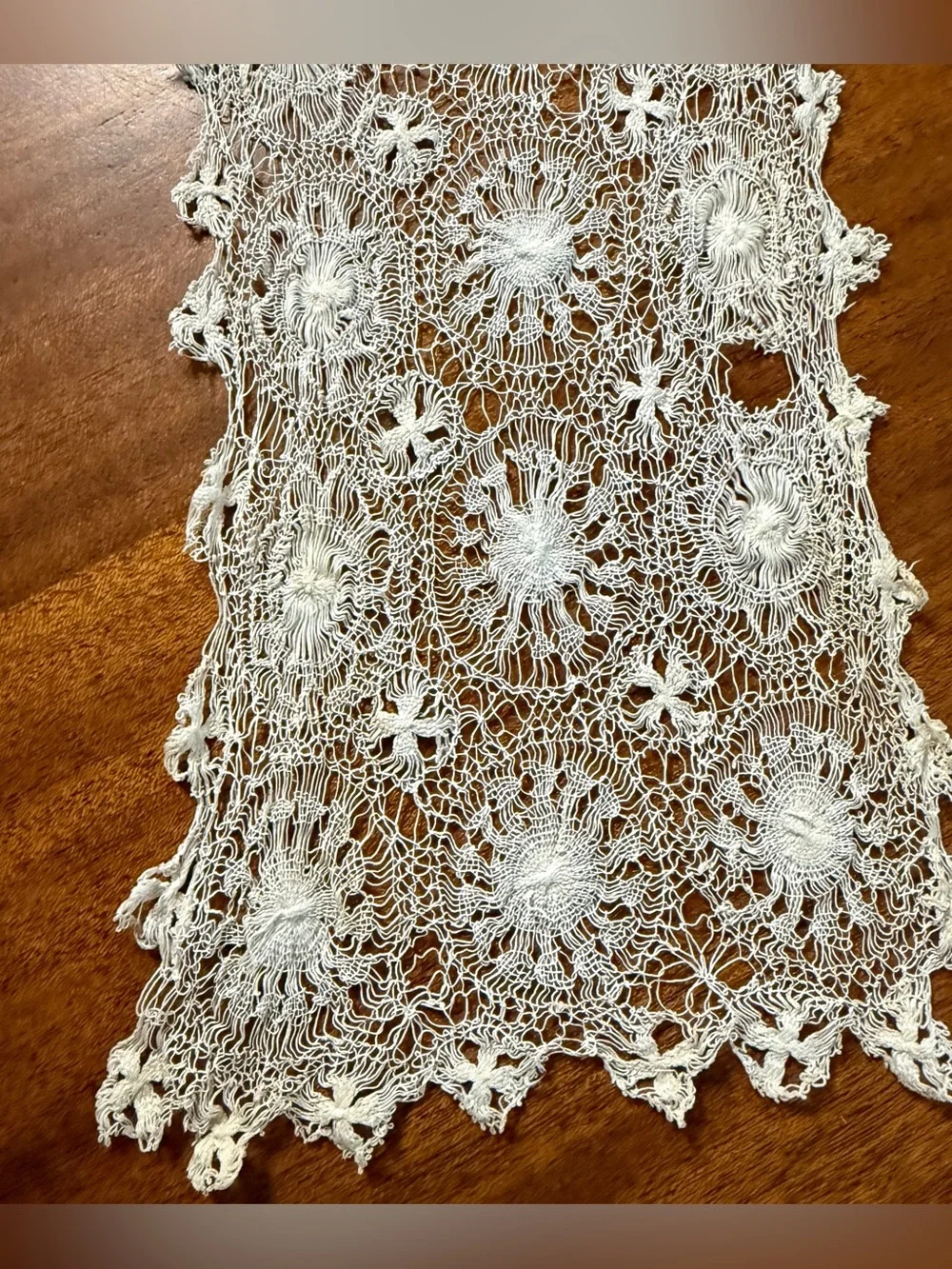 Vintage Delicate Dainty Lace Off Antique White Runner 7” x 23”